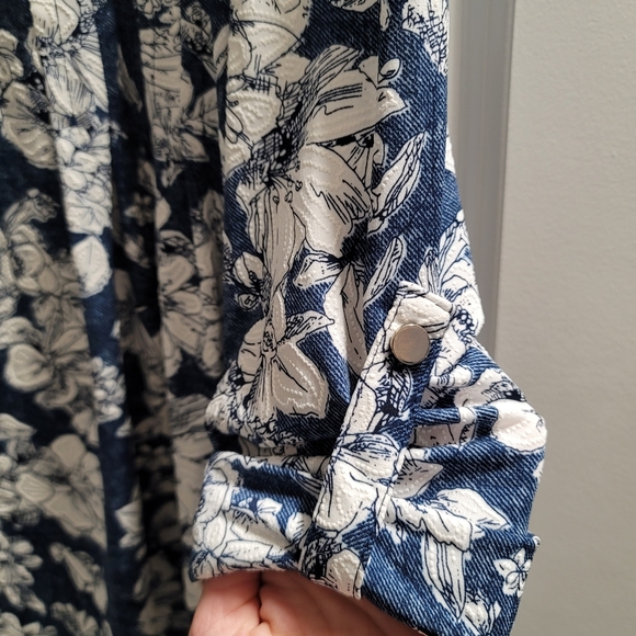 Floral "Denim" Dress Shirt - Picture 5 of 10